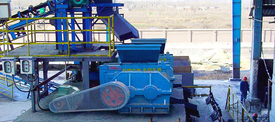 时产20吨型煤生产线客户现场